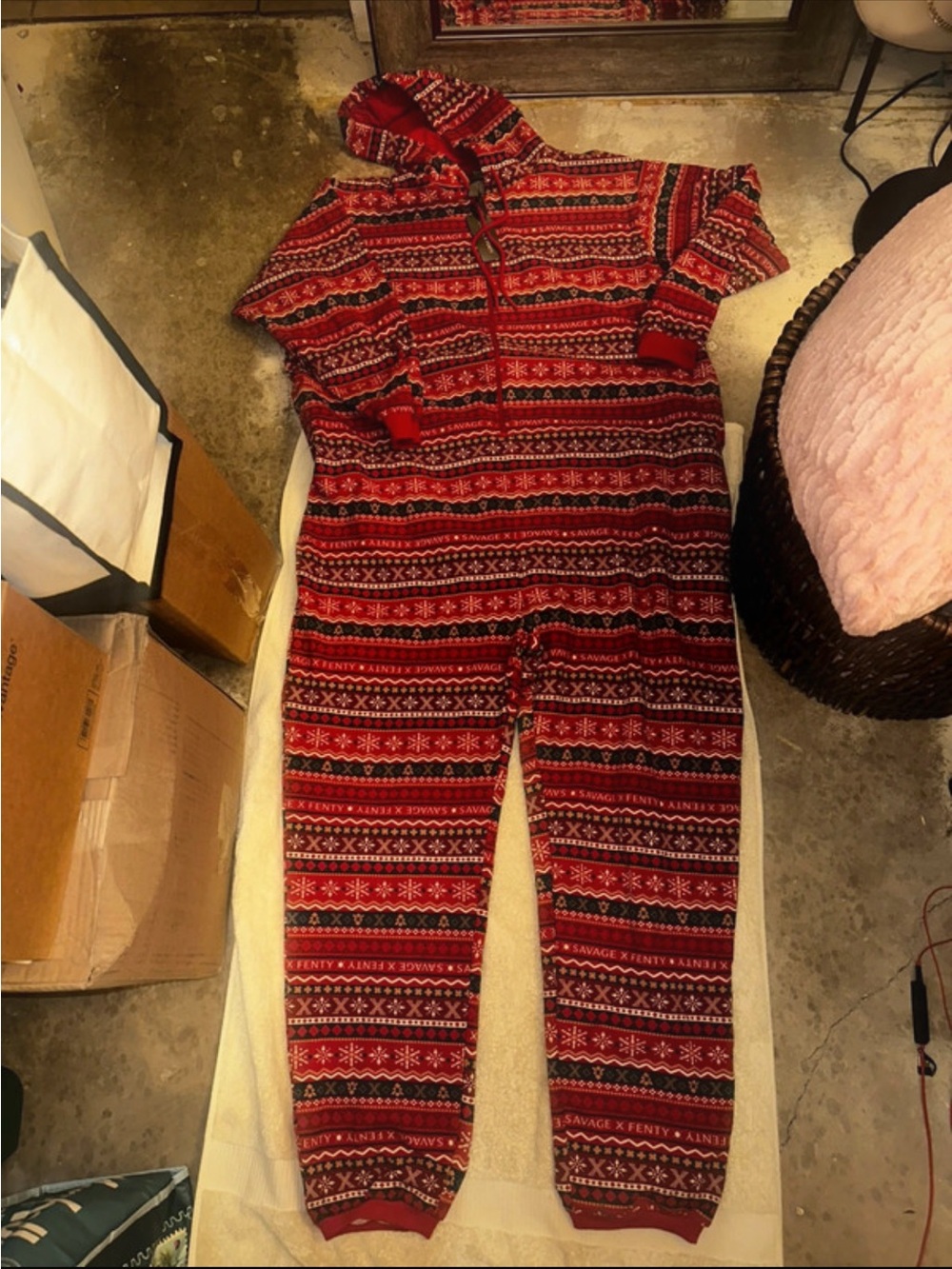 Fenty Christmas Hooded Onesie PJ plus size 20/22 BNWT
